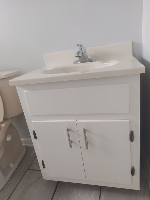 Building Photo - 797 Cavalier Dr