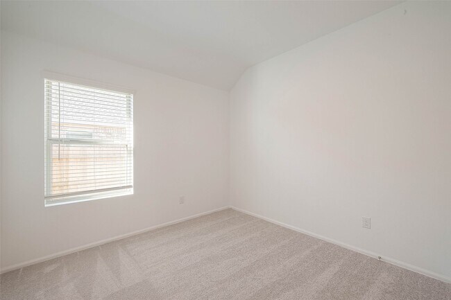Building Photo - 5730 Knox Lndg Dr