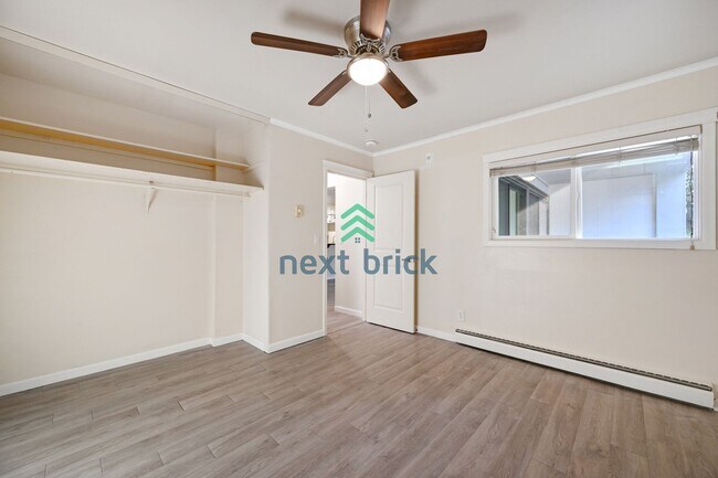 Building Photo - Beautiful home with 2 beds and 1 bath for ...