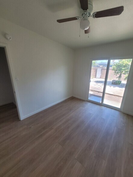 Building Photo - 755 Jane Dr