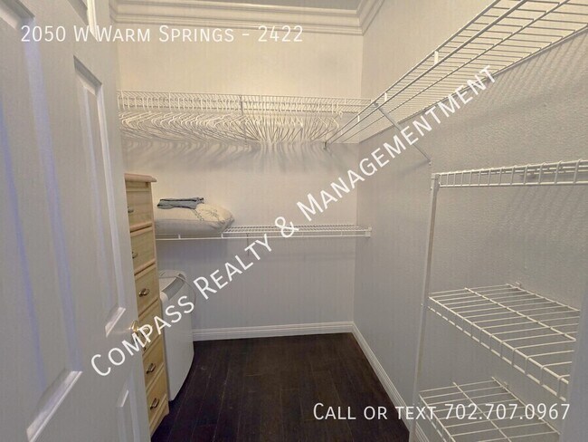 Building Photo - 2050 W Warm Springs Rd