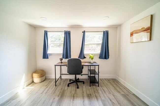 Building Photo - 7500 Rio Pass