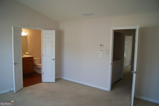 Building Photo - 3017 Deerborne Ct
