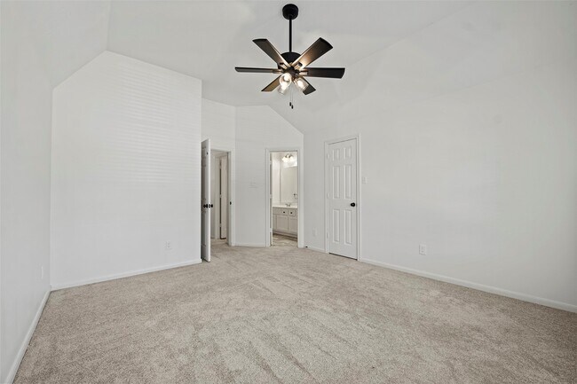 Building Photo - 15106 Vista Heights Dr