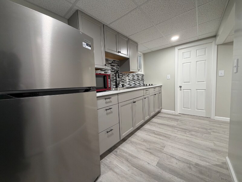 Building Photo - 322-322 Wood St