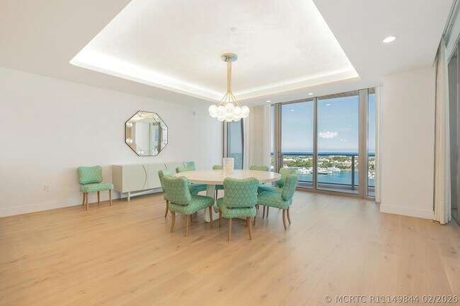 Building Photo - 1333 S Flagler Dr