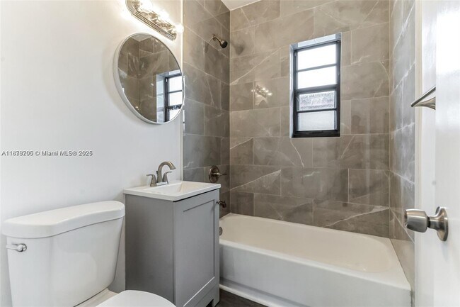 Building Photo - 1071 NW 34th St