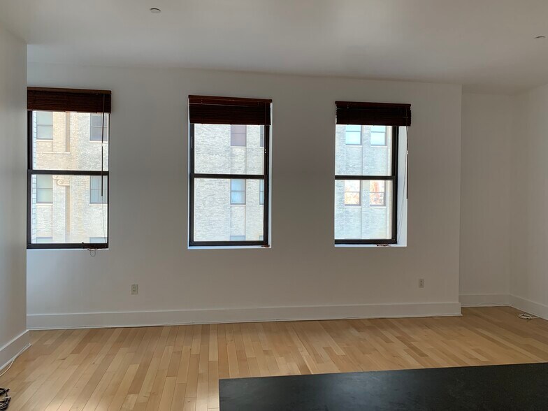 Building Photo - 4 Beacon Way