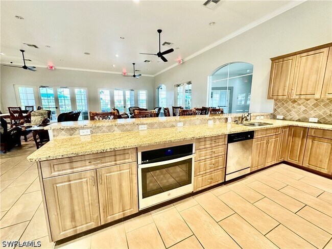 Building Photo - 14511 Jekyll Island Ct
