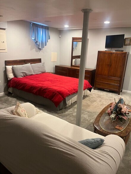 Building Photo - 17104 Urby Ct