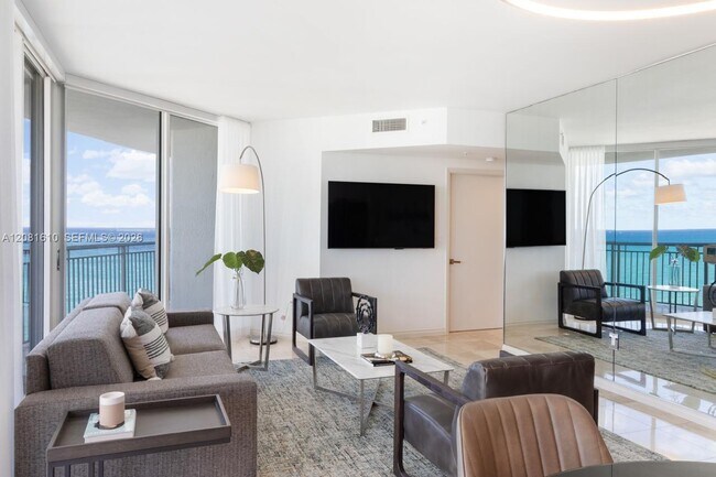 Building Photo - 17375 Collins Ave
