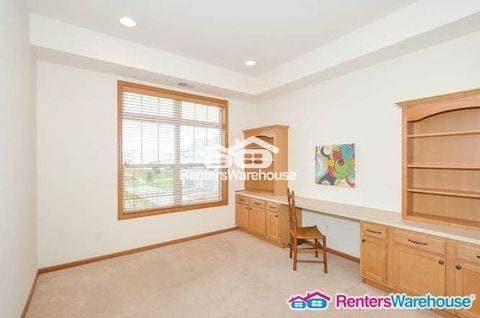Building Photo - 9630 Independence Cir