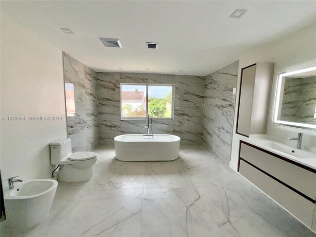 Building Photo - 15254 SW 109th St