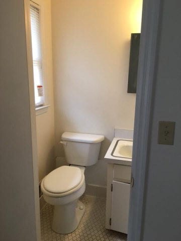 Building Photo - 3422 Westmont Dr