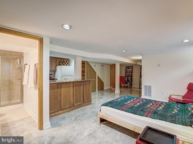 Building Photo - 3629 Ordway St NW