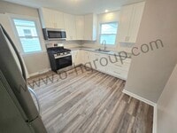 Building Photo - Newly Updated!