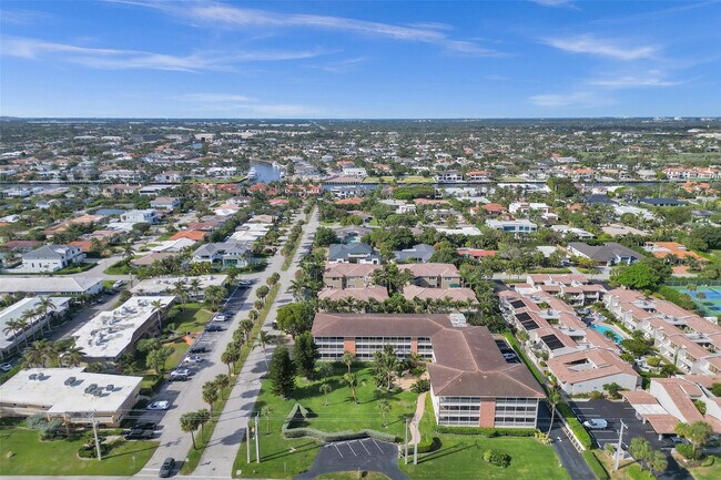 Building Photo - 2501 S Ocean Blvd