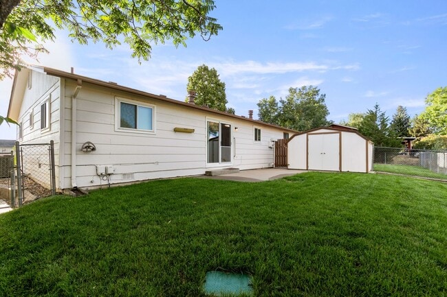 Building Photo - 1417 Fleta Ct