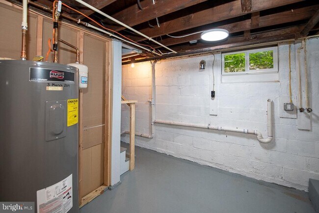 Building Photo - 9 Fulton Ave