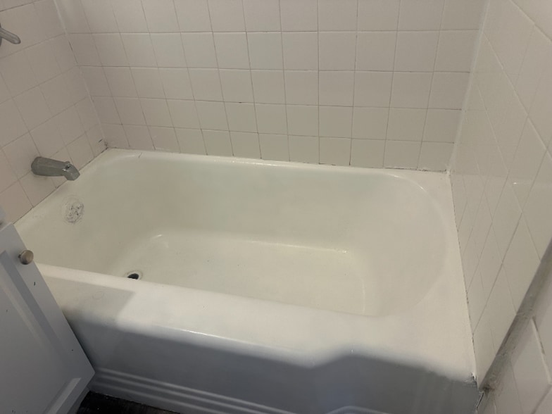 Building Photo - 129 3rd St