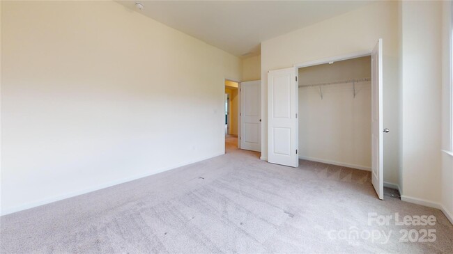 Building Photo - 3719 Wave Rock Ct