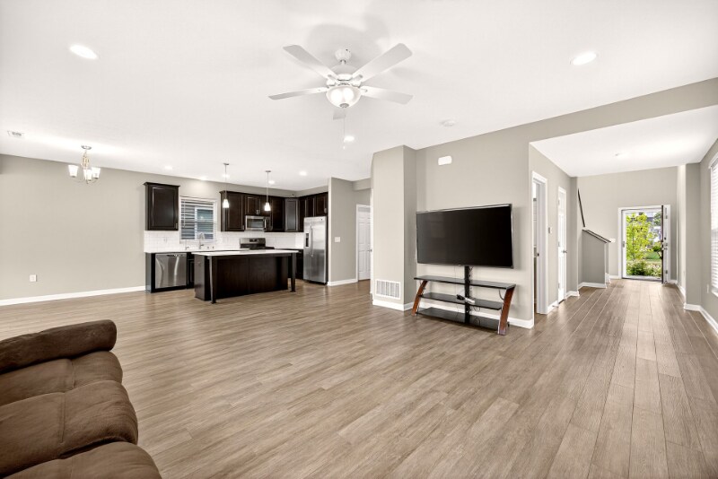 Building Photo - 7086 Celebration Dr