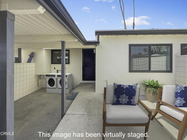 Building Photo - 61 Redwood Ave