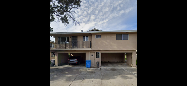 Primary Photo - Two Bedroom Condo for Rent in Vacaville