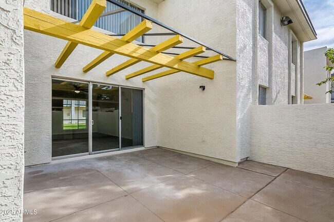 Building Photo - 1655 E Southern Ave
