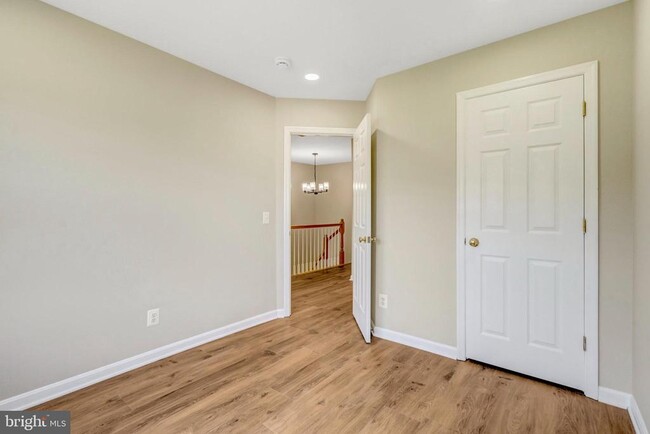 Building Photo - 13963 Gill Brook Ln