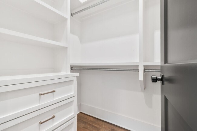 Building Photo - 59 Brookwood Terrace