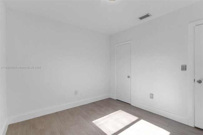 Building Photo - 9621 SW 58th St