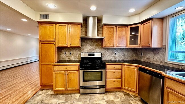 Building Photo - 2 Alex Ln