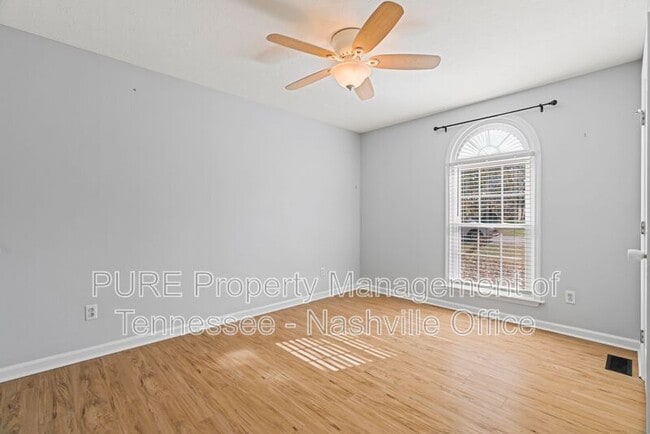 Building Photo - 1630 Lillian Cir