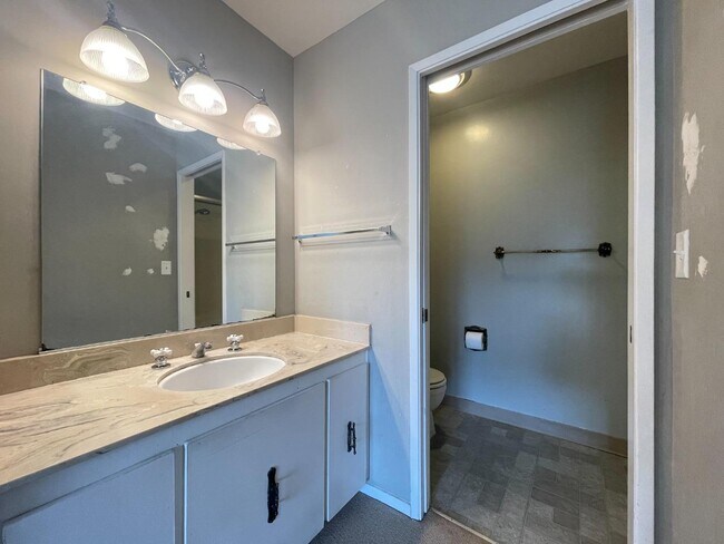 Building Photo - 20267 Northbrook Square