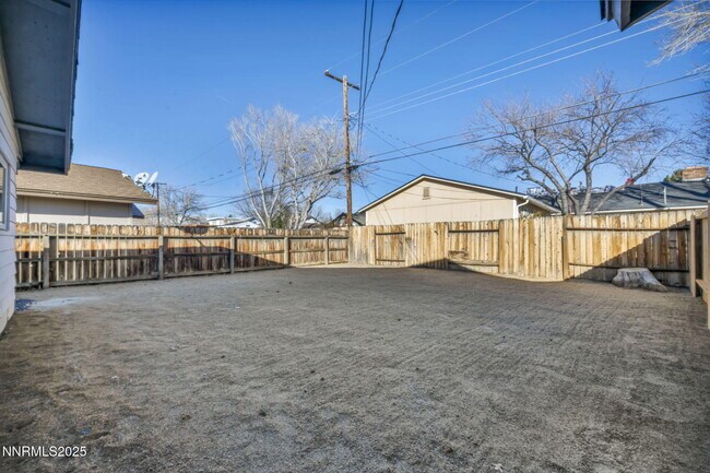 Building Photo - 1642 York Wy