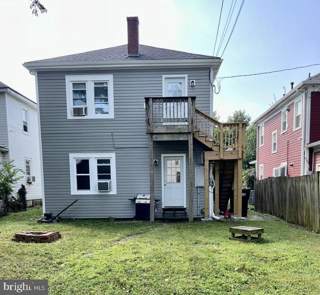 Building Photo - 807 Wolfe St