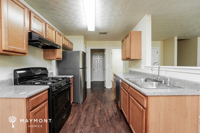 Building Photo - 6255 Lake Valley Point