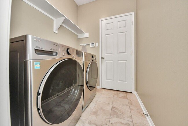 Building Photo - 16518 Wheatmill Ct