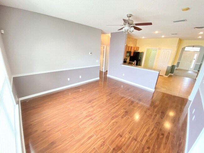 Building Photo - Beautiful Lake View Home in Waterside Estate!