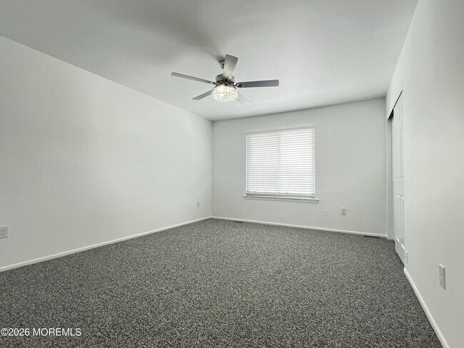 Building Photo - 29 Sawmill Rd