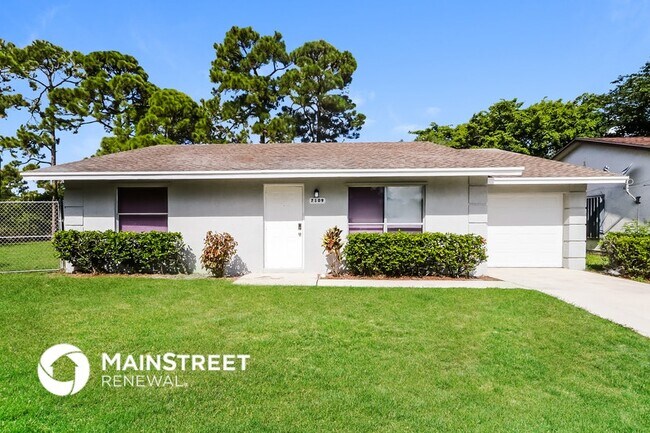 Building Photo - 7109 Glenwood Dr