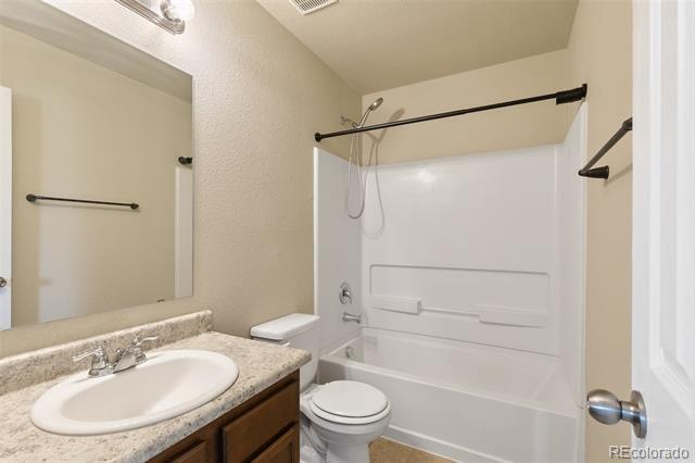 Building Photo - 4070 Creek Legend View