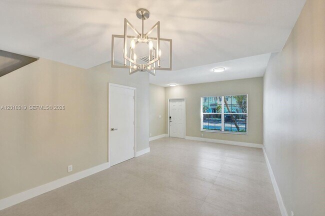 Building Photo - 43 Simonton Cir