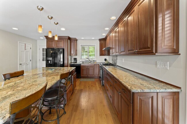 Building Photo - 25678 W Long Beach Dr