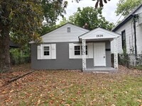 Building Photo - 1838 Watkins St