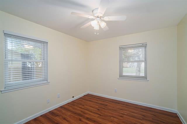 Building Photo - 1202 Crane Dr