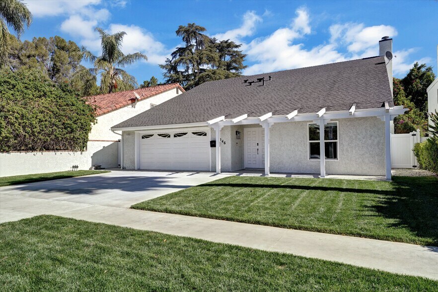 Building Photo - 5346 Tyrone Ave