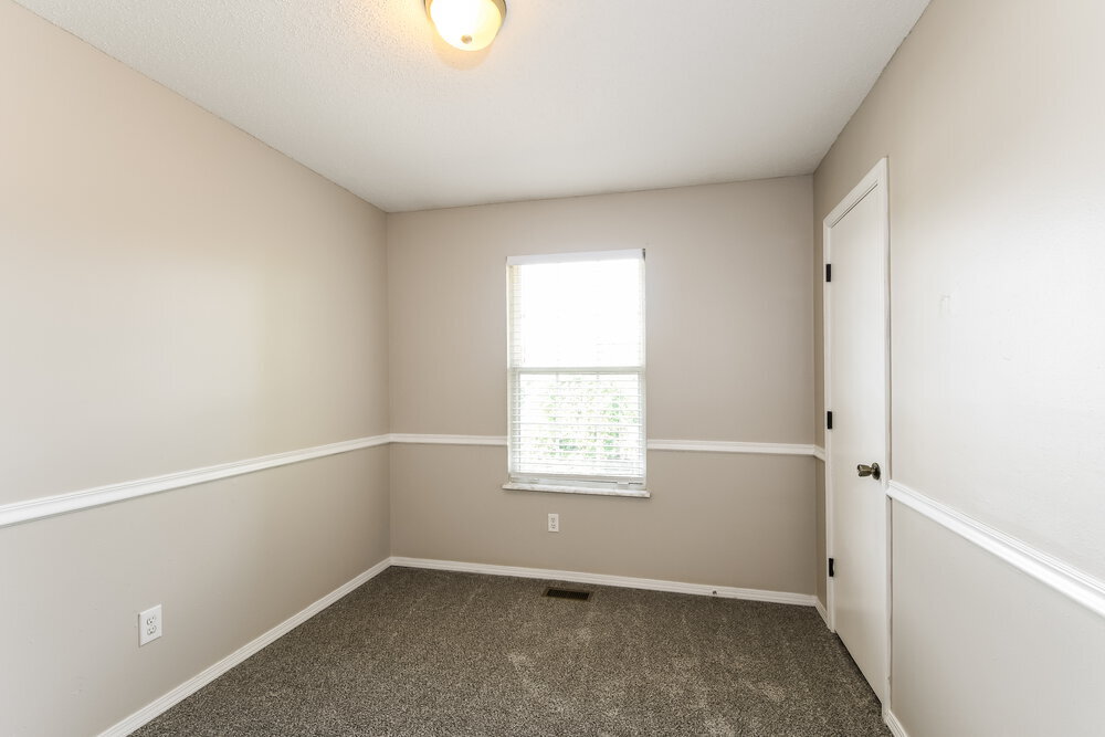 Building Photo - 3944 Walnut Ridge Ct