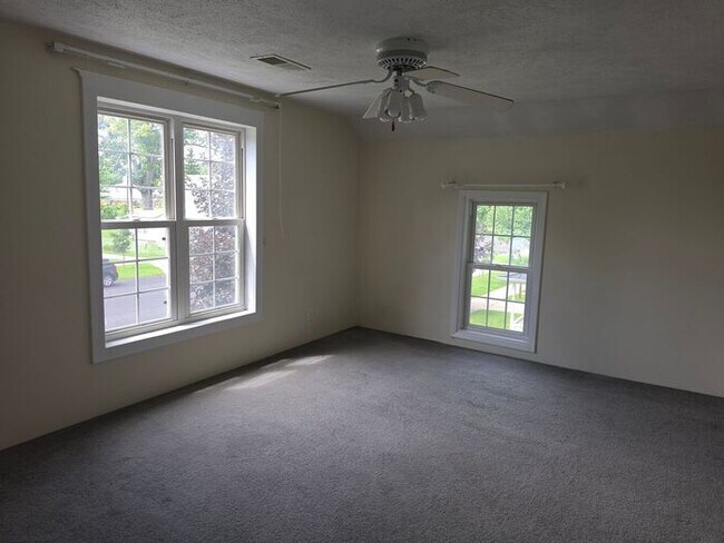 Building Photo - 2 bedroom unit in Berrien Springs